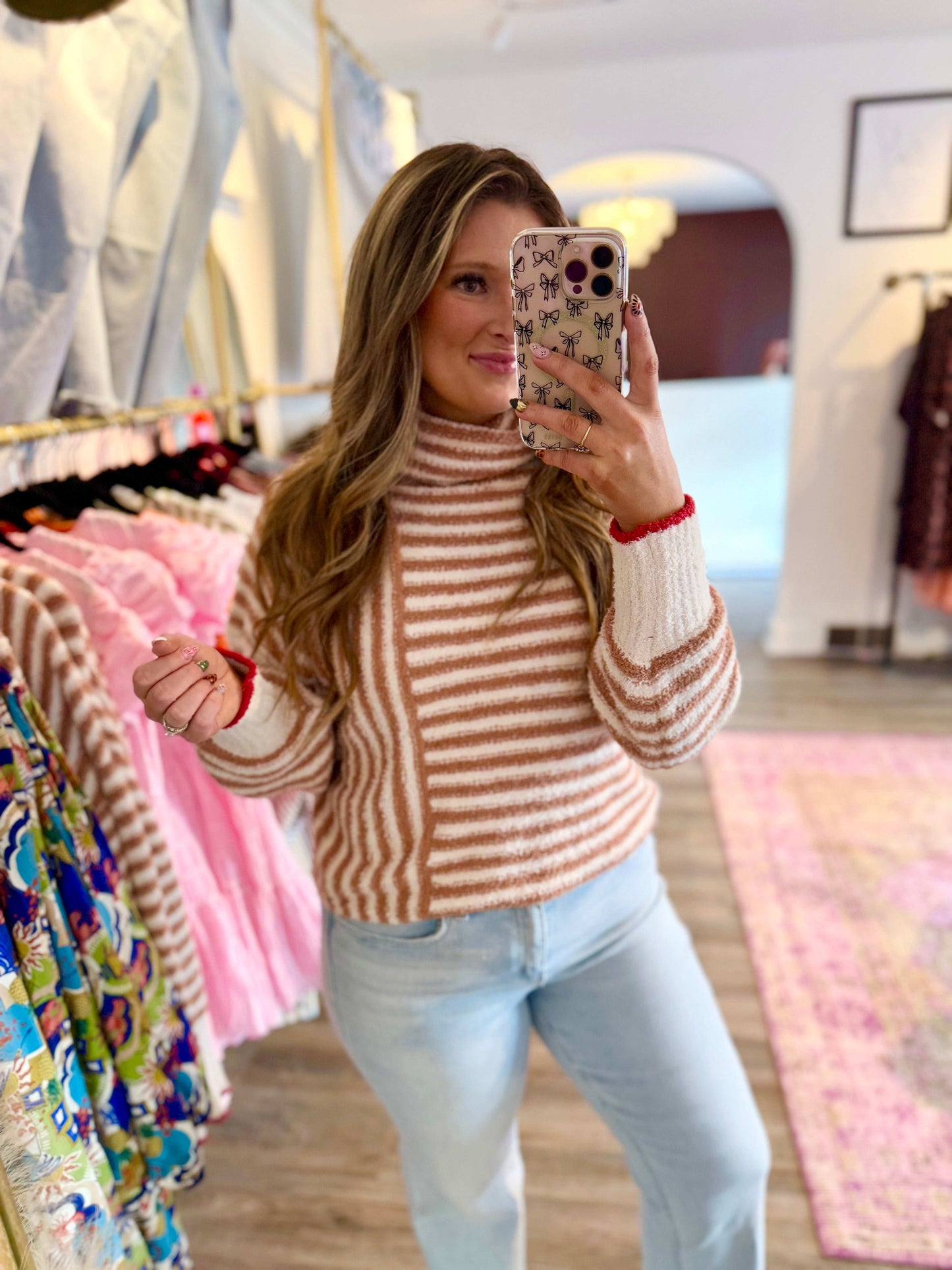 Praline Sweater - White Flamingo