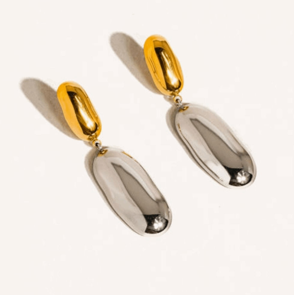 Saddie Earrings - White Flamingo