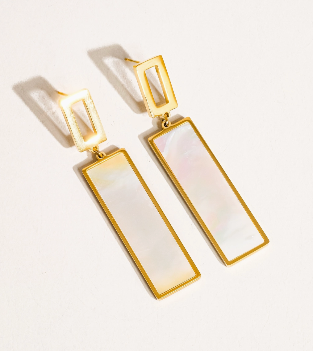 Paige Earrings - White Flamingo