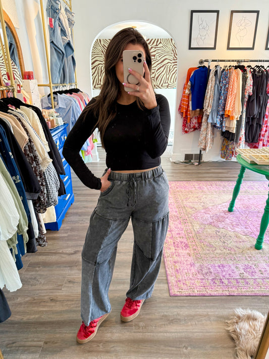 Bev Basic Black Top