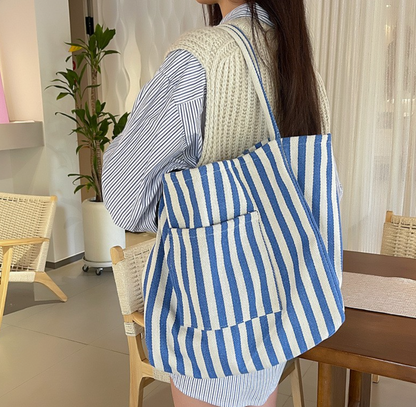 The Seaside Tote Bag - White Flamingo