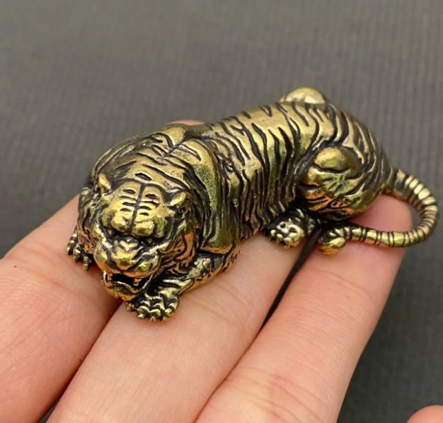 Tiger Brass Decor